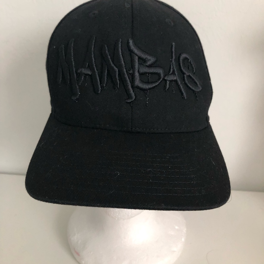Mambas Black Embroidered Hat